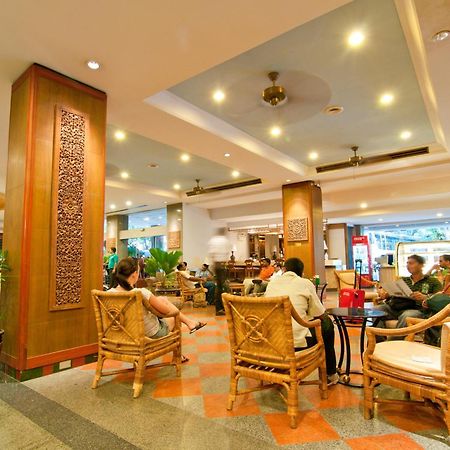Golden Beach Hotel Pattaya Exteriör bild