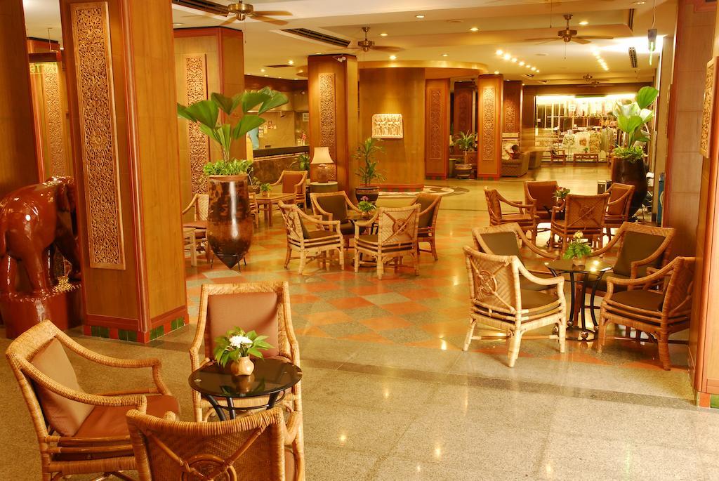 Golden Beach Hotel Pattaya Exteriör bild