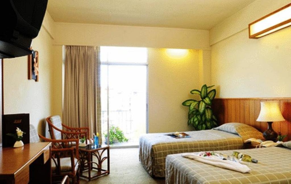 Golden Beach Hotel Pattaya Exteriör bild