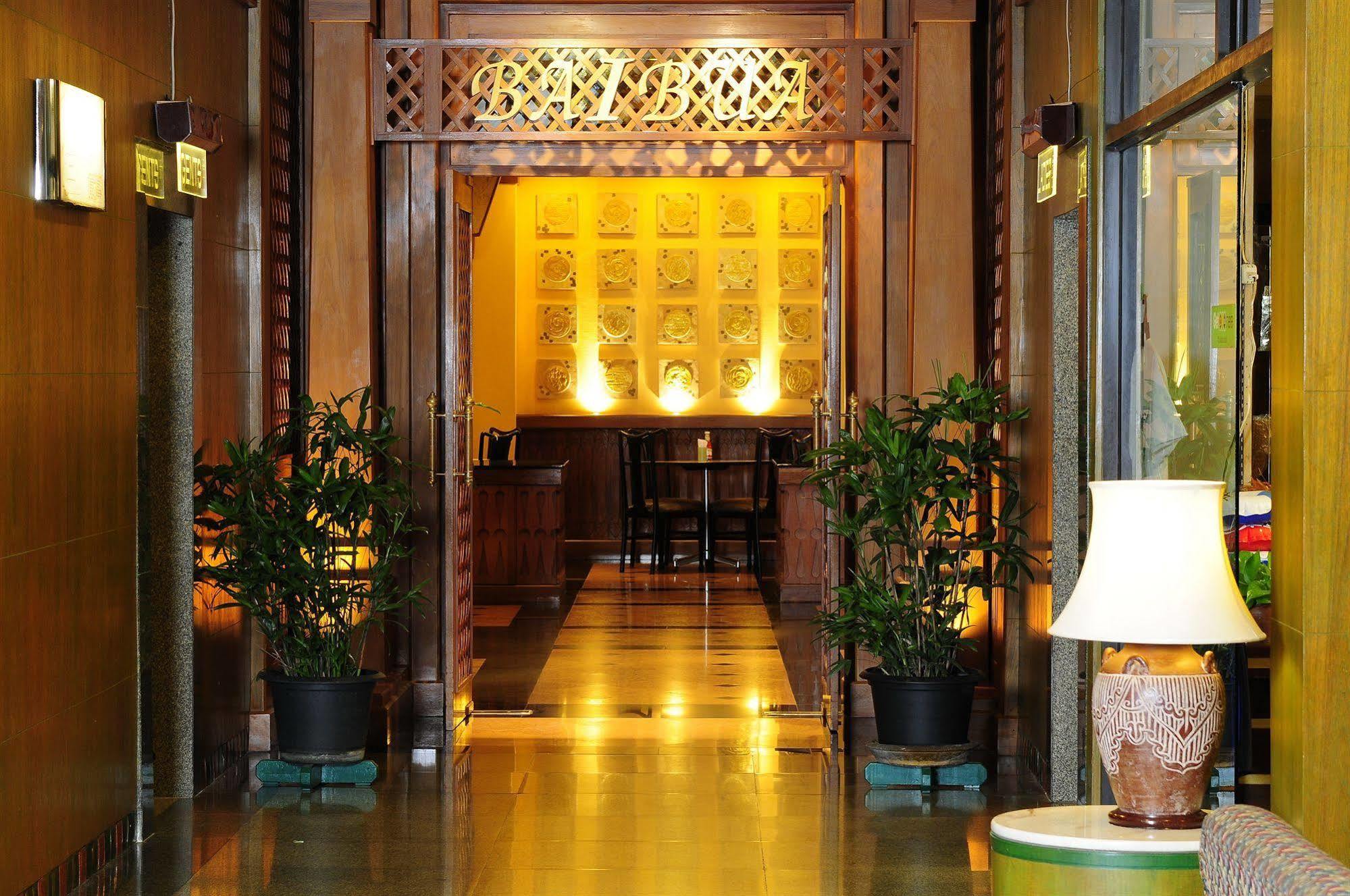 Golden Beach Hotel Pattaya Exteriör bild