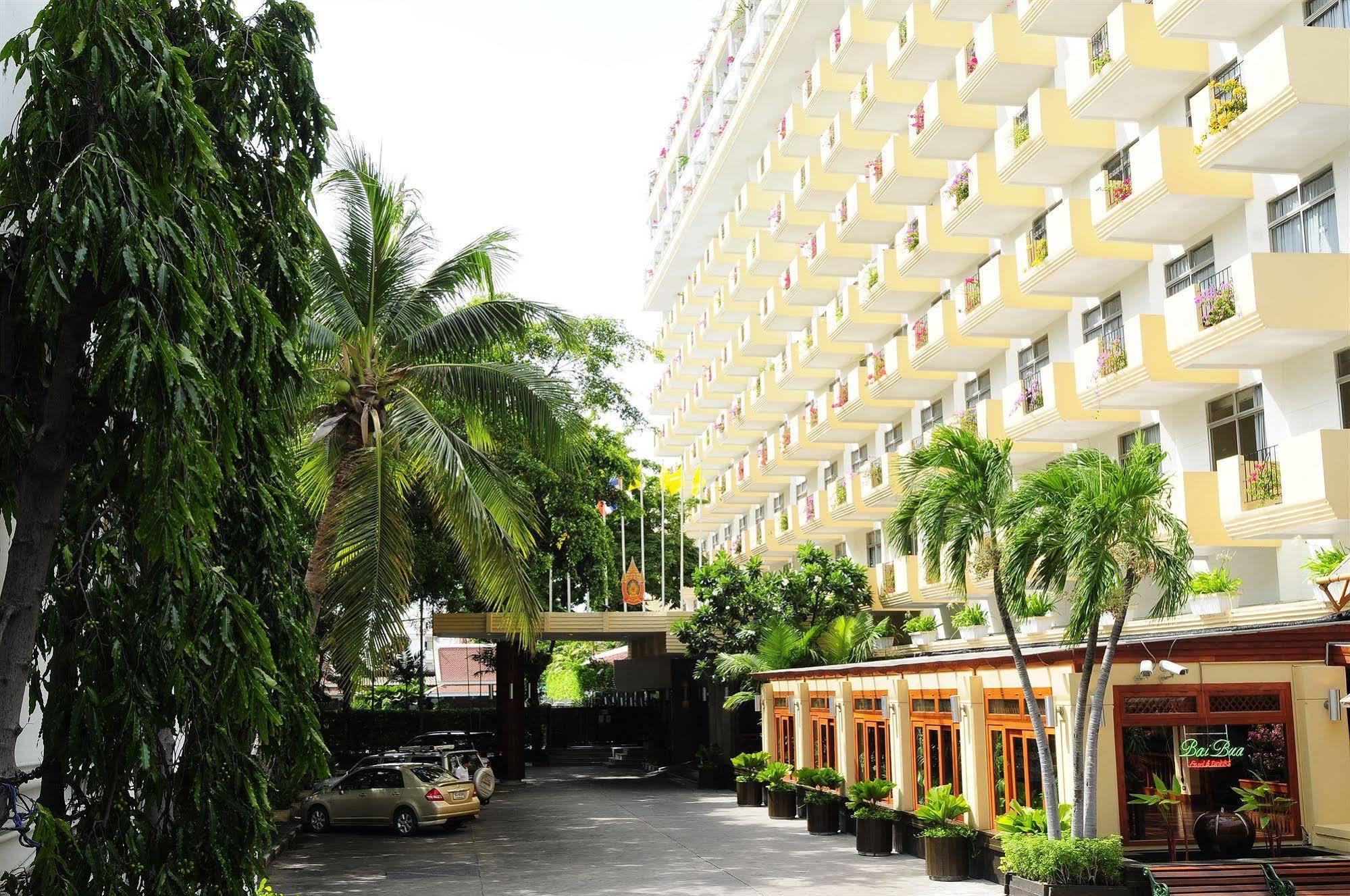 Golden Beach Hotel Pattaya Exteriör bild