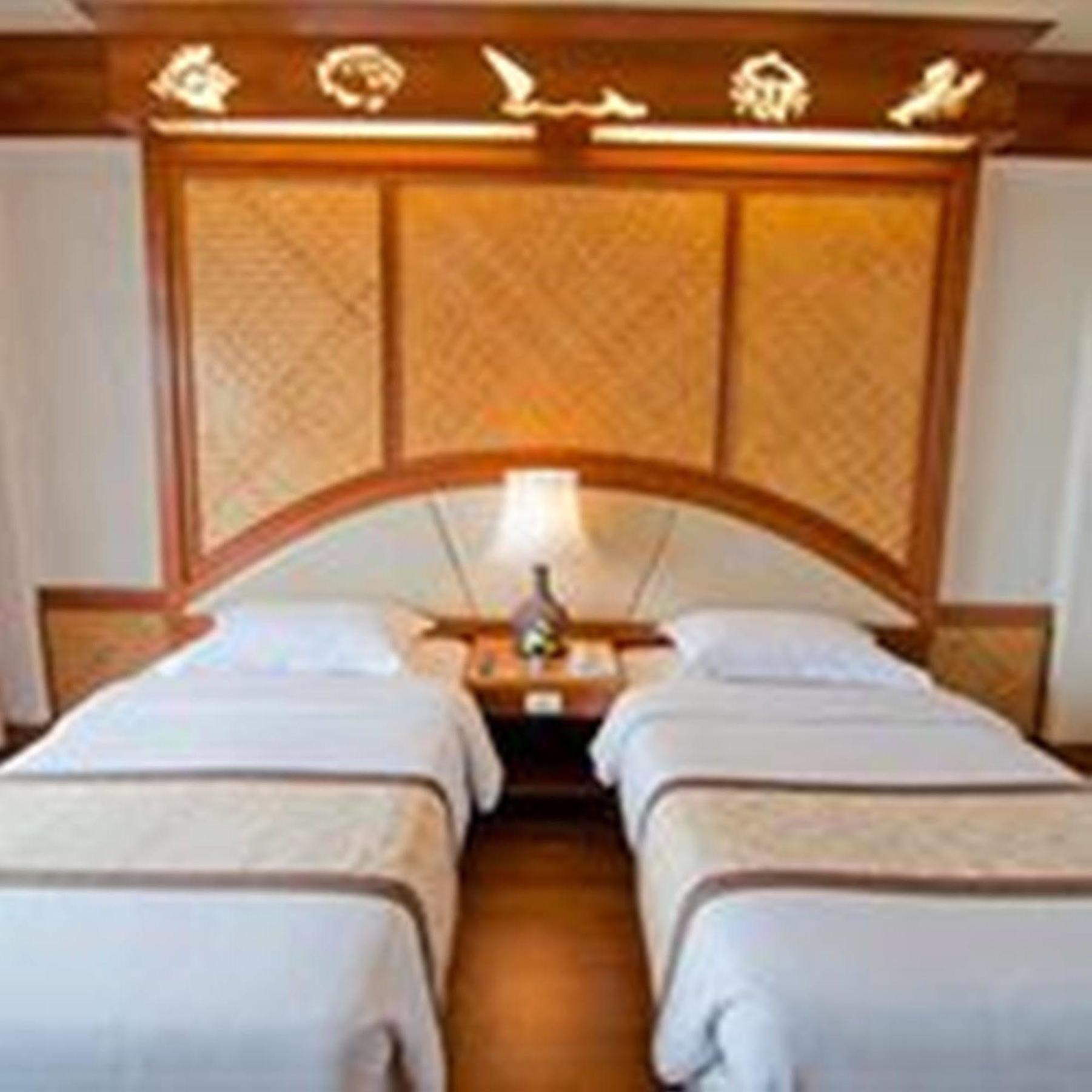 Golden Beach Hotel Pattaya Exteriör bild