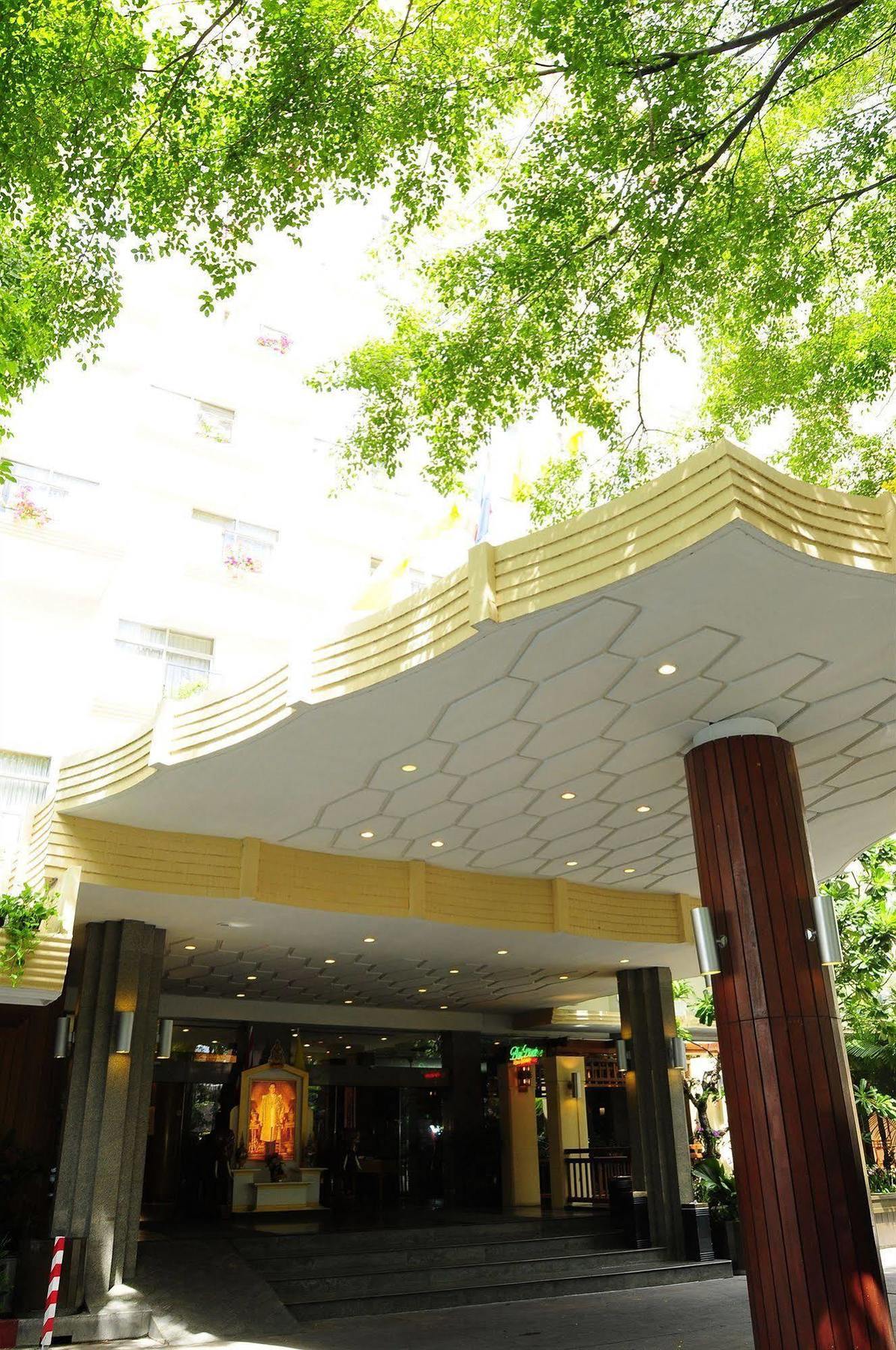 Golden Beach Hotel Pattaya Exteriör bild